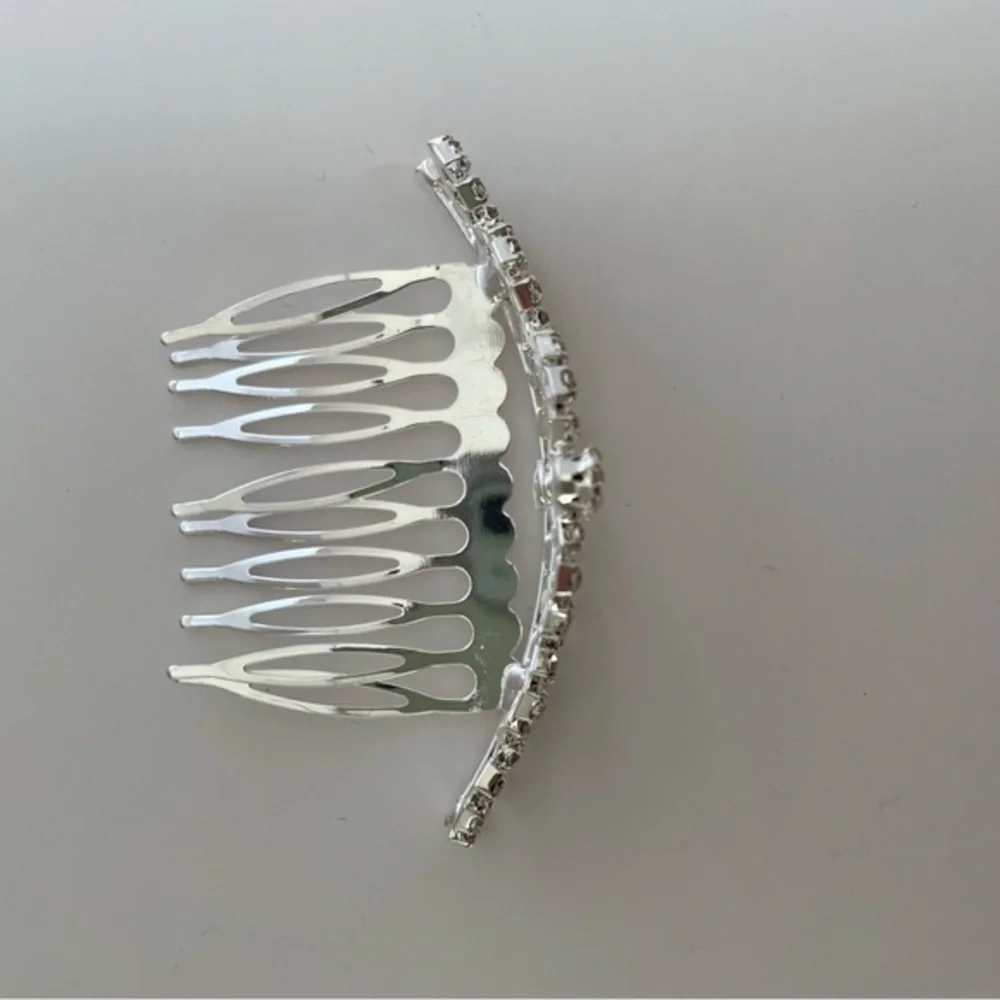 Clip In Tiara - NWOT